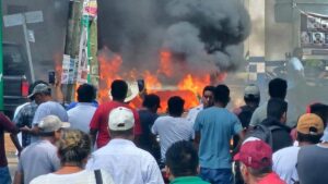 Amenazan con quemar oficinas y patrullas por corrupción en Veracruz