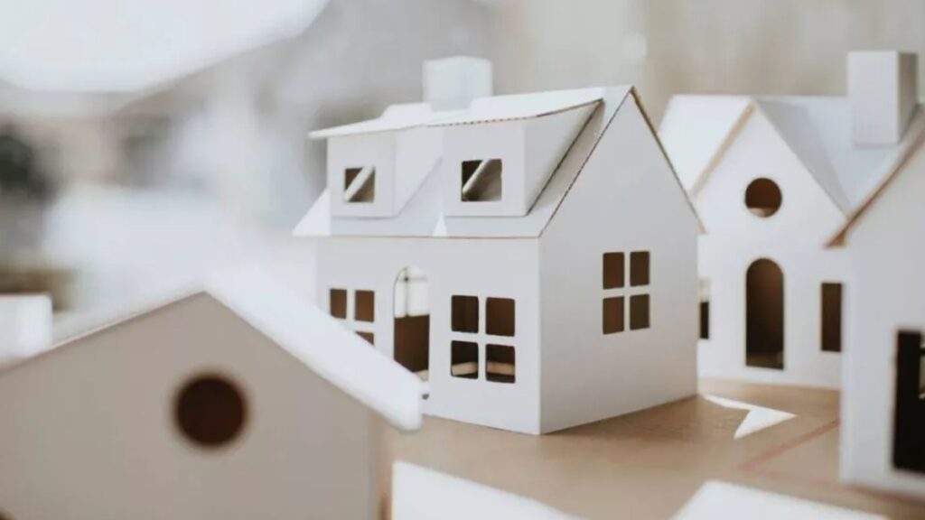 El registro a Vivienda para el Bienestar 2025 comenzó en julio y será solo en campo. Checa requisitos, fechas y cómo participar