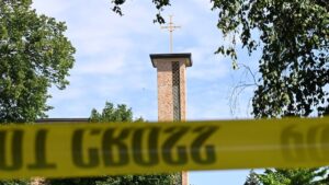 Identifican a tirador en ataque a iglesia de Minneapolis; ven crimen de odio