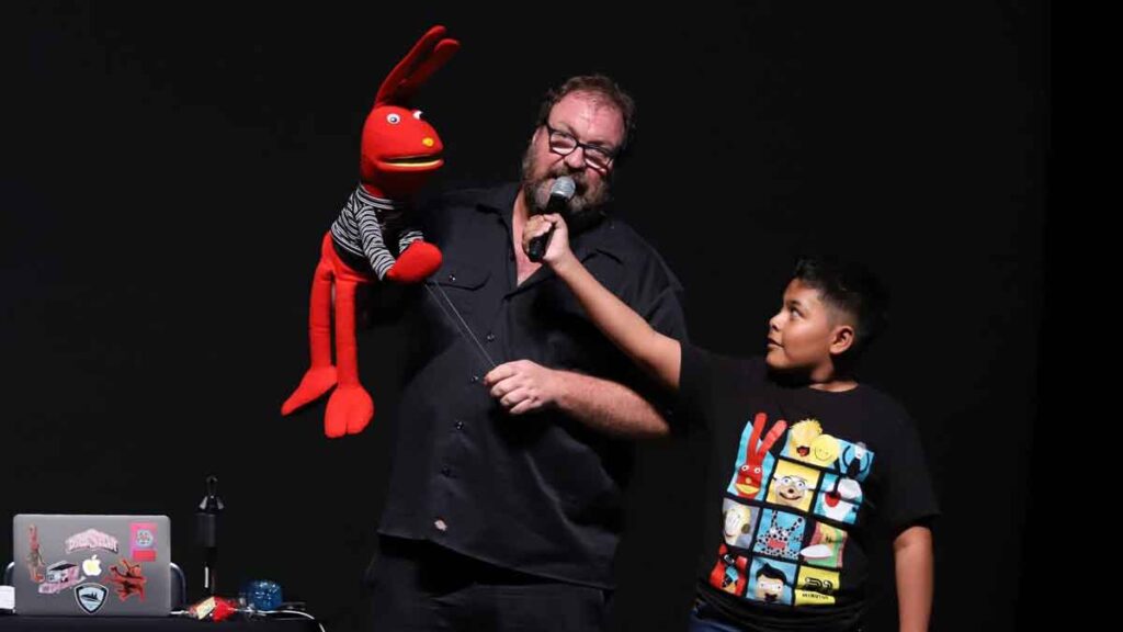 Alvaro Diaz 31 Minutos Unam