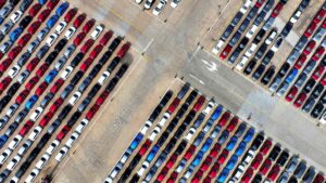 EE. UU. aplica nuevos aranceles a automóviles europeos pese a meses de negociación