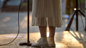 ¿Cantante se presenta en la Feria de la Manzana ante un solo espectador?