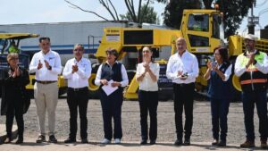 Sheinbaum anuncia inversión histórica de 17 mil mdp para carreteras
