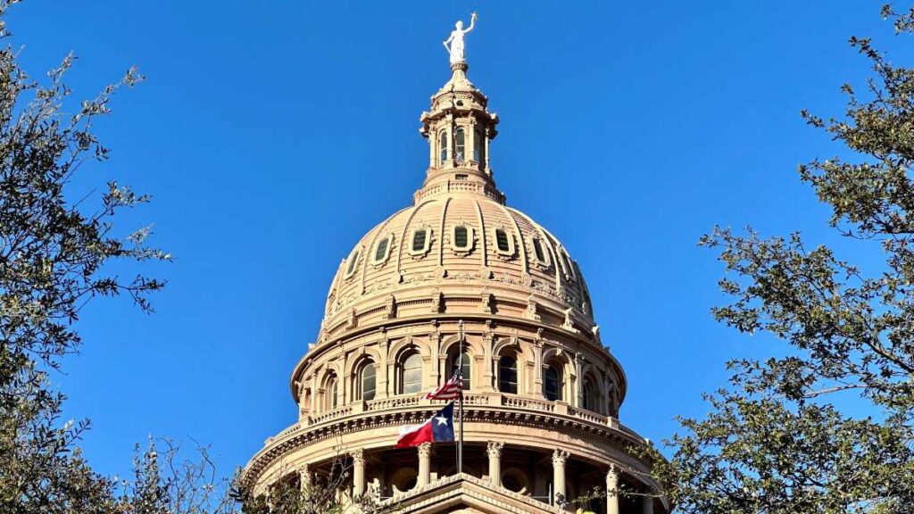 Texas aprueba nuevo mapa electoral