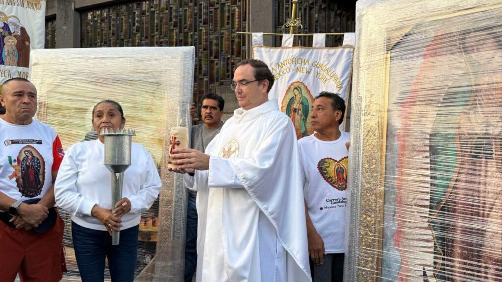 Con fe y devoción, arranca la Carrera Antorcha Guadalupana 2025