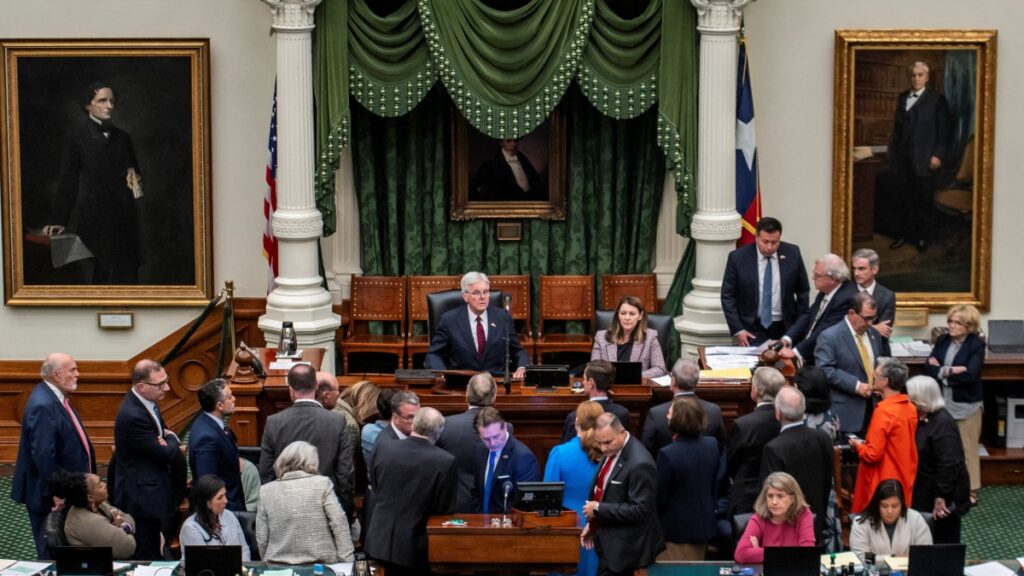 Congreso de Texas rediseña mapa electoral para retener la mayoría legislativa de Trump