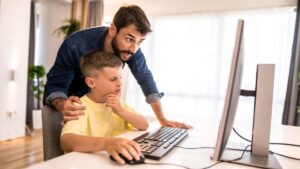 Consejos de ciberseguridad para estudiantes en su regreso a clases