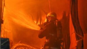 Explosión en planta de ArcelorMittal sacude Lázaro Cárdenas