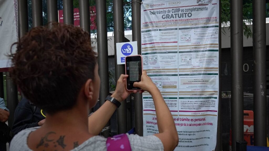 CURP biométrica: instala Renapo más 140 módulos para el trámite en todo el país