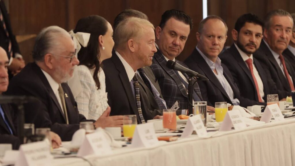 Empresarios mexicanos viajarán a Washington para defender sectores clave ante posible fin de la pausa arancelaria de EE.UU.