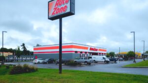 Espectacular de tienda automotriz se desploma y aplasta coche en Coacalco