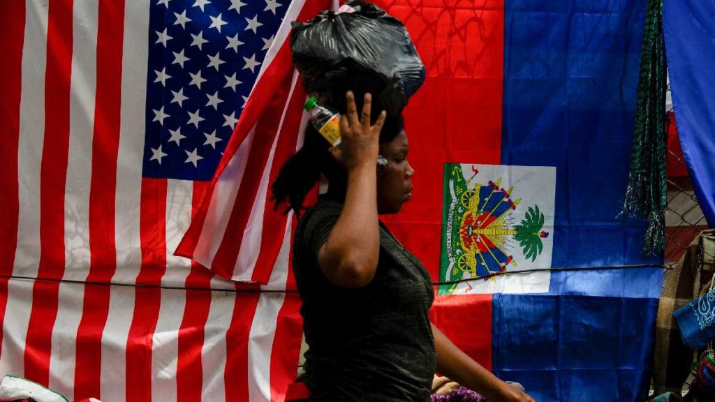 Estados Unidos cierra embajada en Haití