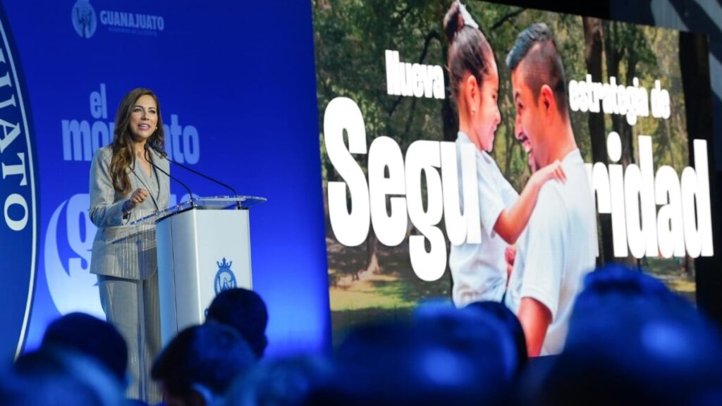 Estamos logrando lo imposible en Guanajuato: Libia Dennise