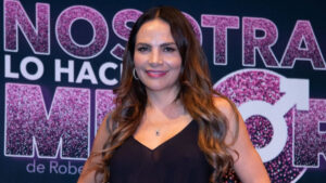 Fabiola Campomanes se retira implantes mamarios por problemas de salud