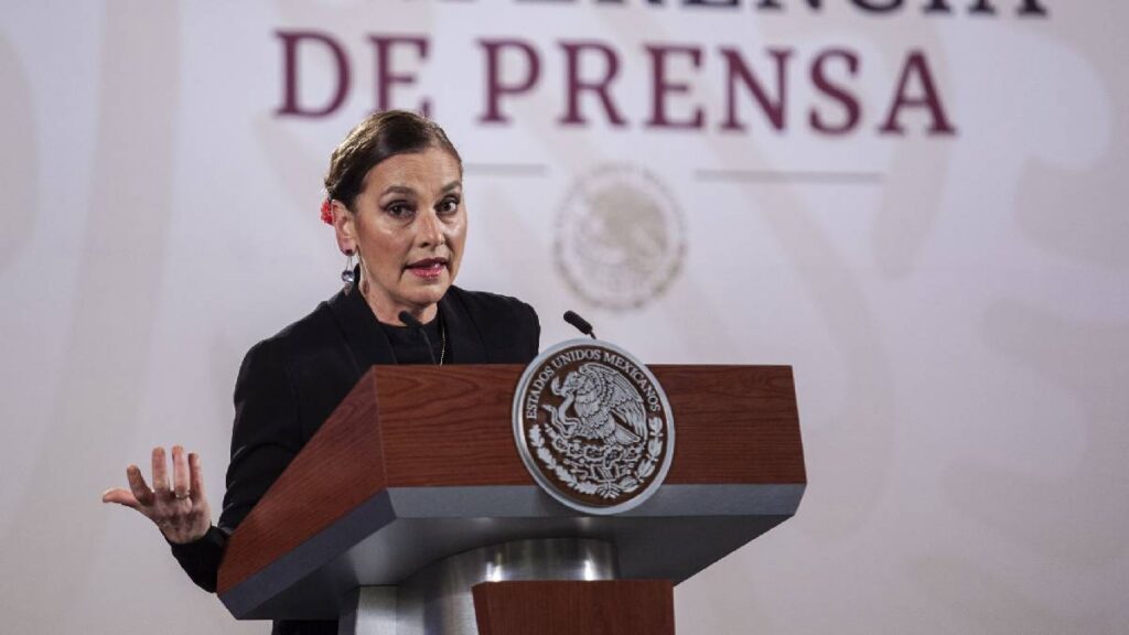 Beatriz Gutiérrez Müller negó mudanza a España y analiza demandar a periodistas que difundieron rumores.Beatriz Gutiérrez Müller negó mudanza a España y analiza demandar a periodistas que difundieron rumores.