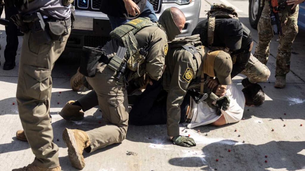 ICE realiza operativo migratorio en Los Ángeles