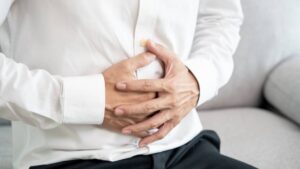 No dejes la comida fuera más de dos horas: nutricionista advierte sobre intoxicaciones alimentarias