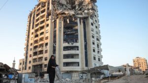 Jefa de Cruz Roja advierte: evacuación masiva de Ciudad de Gaza es imposible y peligrosa