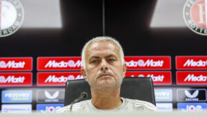 José Mourinho rompe en llanto tras la muerte de Jorge Costa