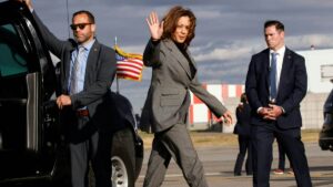 Trump ordena retirar la escolta del Servicio Secreto a Kamala Harris