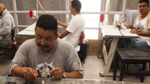 ¿Qué empresas deberán cumplir con la ley silla en México?