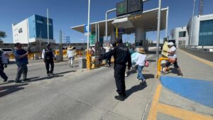 Liberan Puente Internacional de Ciudad Juárez en protesta por lentitud de resultados