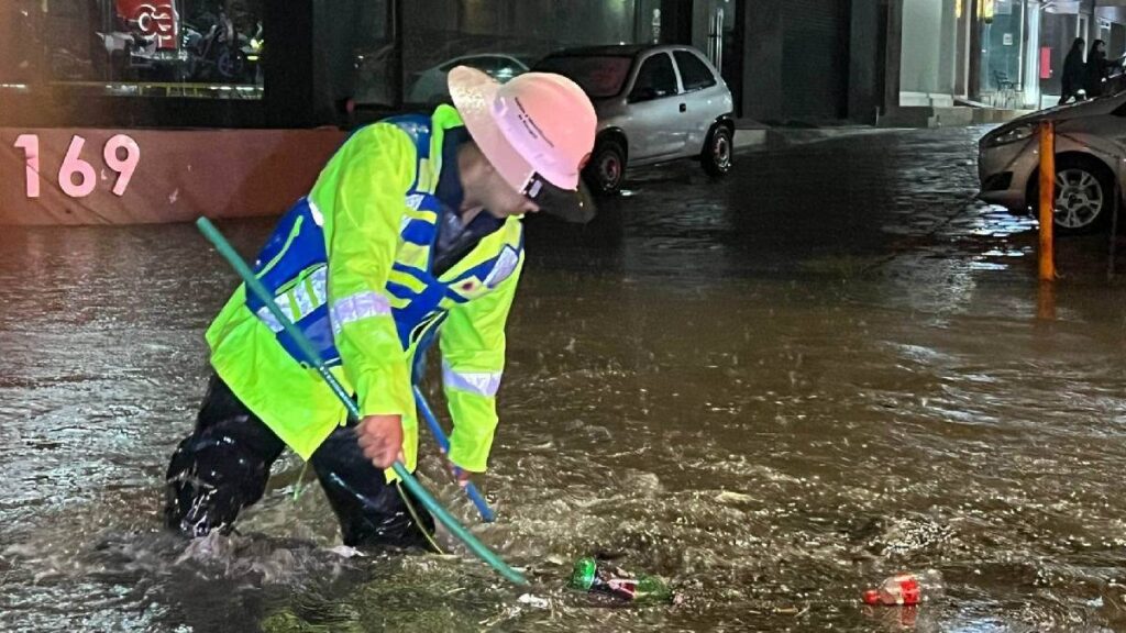lluvias-en-veracruz-dejan-inundaciones-hay-4-muertos-entre-ellos-un-menor-de-edad