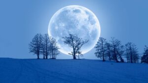 Luna de esturión 2025: el  mejor truco para tomar fotos con el celular