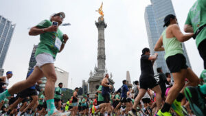 ¿Cuáles serán los horarios del Metro, Metrobús y Trolebús para el Maratón de la CDMX 2025?
