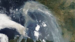 Revelan cómo se ven los incendios de España y Portugal desde el espacio: impactantes imágenes satelitales