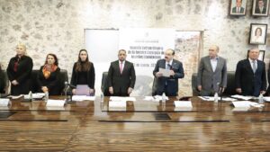 Ratifican a Reyes Colmenares en UIF y a Carmen Bonilla en Hacienda