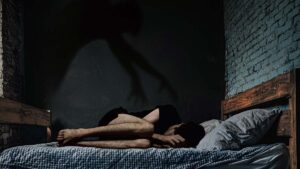 Parasomnias, los perturbadores eventos que pueden quitarte el sueño