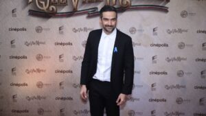 Alfonso Herrera denuncia robo en el AICM y advierte que no quedará impune: “Se robaron los regalos de mis hijos”