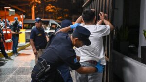 Pandilleros arman motín en cárcel juvenil de Guatemala