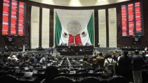 Con “albazo”, diputados iniciarán audiencias de la Ley de Amparo