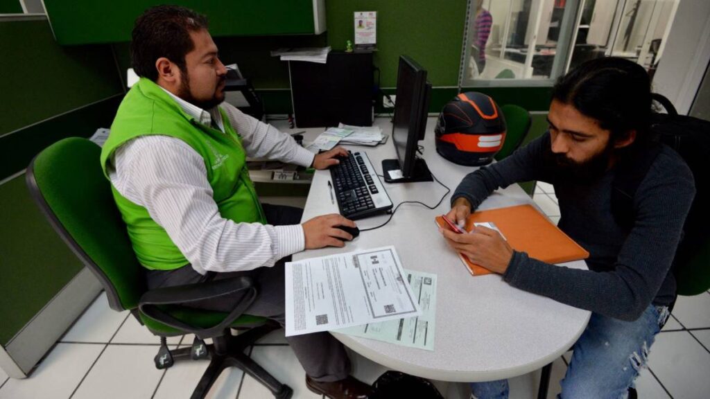 Obtén descuento en la tenencia haciendo el reemplacamiento Edomex.