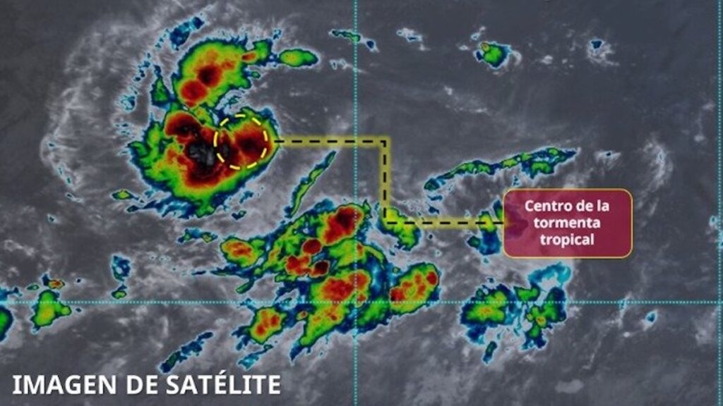 Imagen satelital de la tormenta tropical Kiko.