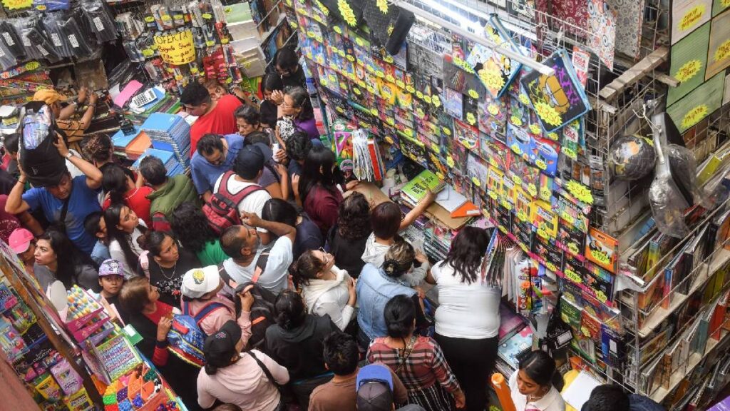 CDMX confirma pagos de “Mi Beca para Empezar” 2025 en agosto; estudiantes recibirán hasta $1,180 para útiles y uniformes.