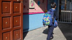 Inicia entrega de útiles y uniformes escolares gratuitos en Sinaloa, del 4 al 24 de agosto