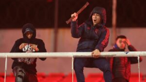 Violencia desborda Copa Libertadores en Avellaneda: más de 100 detenidos