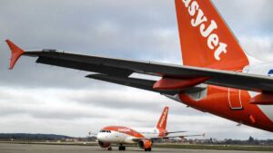 Interrumpen vuelo en Francia por pasajero que quiso entrar a cabina