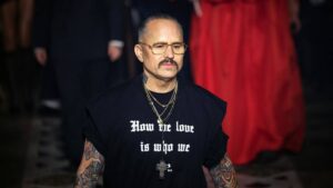 Willy Chavarria reconoce apropiación oaxaqueña en sus sandalias colaboración con Adidas