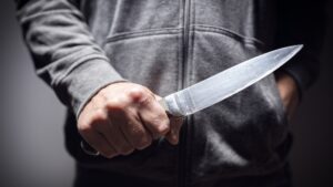 “Ya nos vamos”: golpean a taquero y roban a comensales en Iztacalco