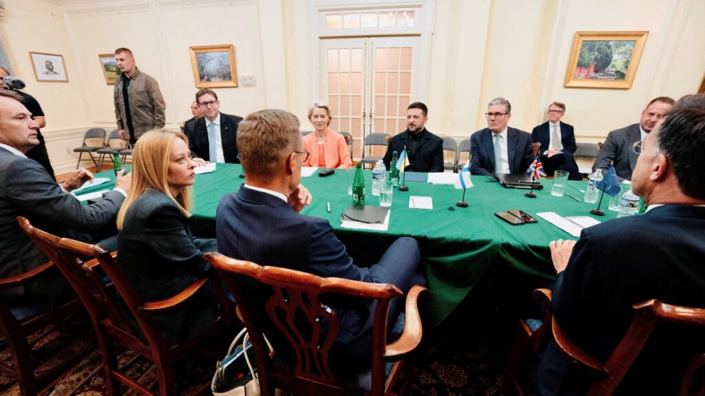 Zelenski resalta reunión con Trump y espera avances en las garantías para Ucrania