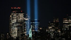 Ceremonias en NY y el Pentágono marcan el 24 aniversario del 11-S; Trump asistirá a partido de beisbol