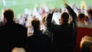 Otra multa por racismo; FIFA abre expediente disciplinario contra El Salvador por insultos contra Surinam