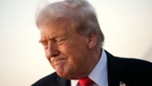 Apoya Casa Blanca analizar firmas de carta a Epstein atribuida a Trump