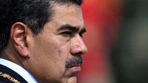 Maduro evalúa declarar “estado de conmoción exterior” tras despliegue militar de EE. UU.