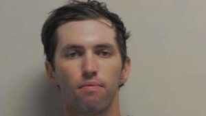 Fiscal busca pena de muerte para sospechoso del asesinato de Kirk; fue acusado de homicidio agravado