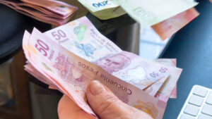 ¿Cuándo y qué jubilados del IMSS recibirán aguinaldo en 2025?